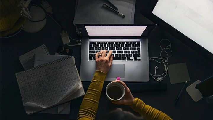 هنگام خرید لپ‌تاپ برای تایپ به چه نکاتی توجه کنیم؟