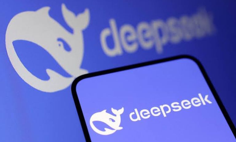 DeepSeek چیست و چرا این‌قدر درباره آن صحبت می‌شود؟