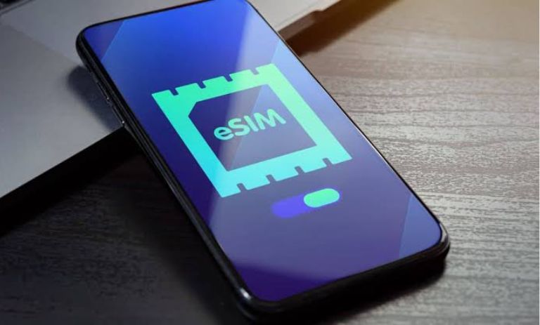 فناوری eSIM؛ پایان دوران سیم‌کارت‌های فیزیکی نزدیک است